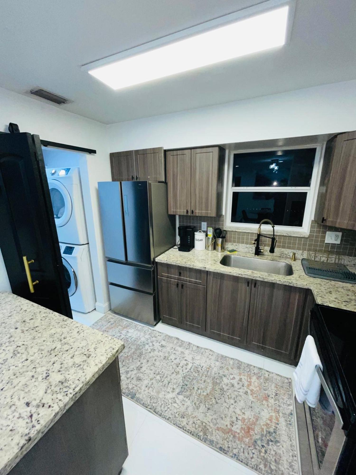 Cozy Comfy House Villa Pembroke Pines Eksteriør bilde